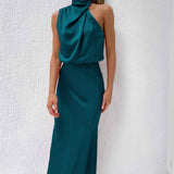 Carla | Vestido longo de cetim com decote halter