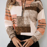 Camisola geométrica Kendra com fecho elegante