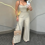 Conjunto Sofia elegante com detalhe abotoado e corte fluido