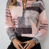 Camisola geométrica Kendra com fecho elegante