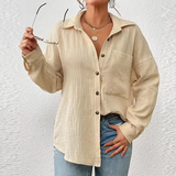 Camisa oversized Sofia leve e versátil