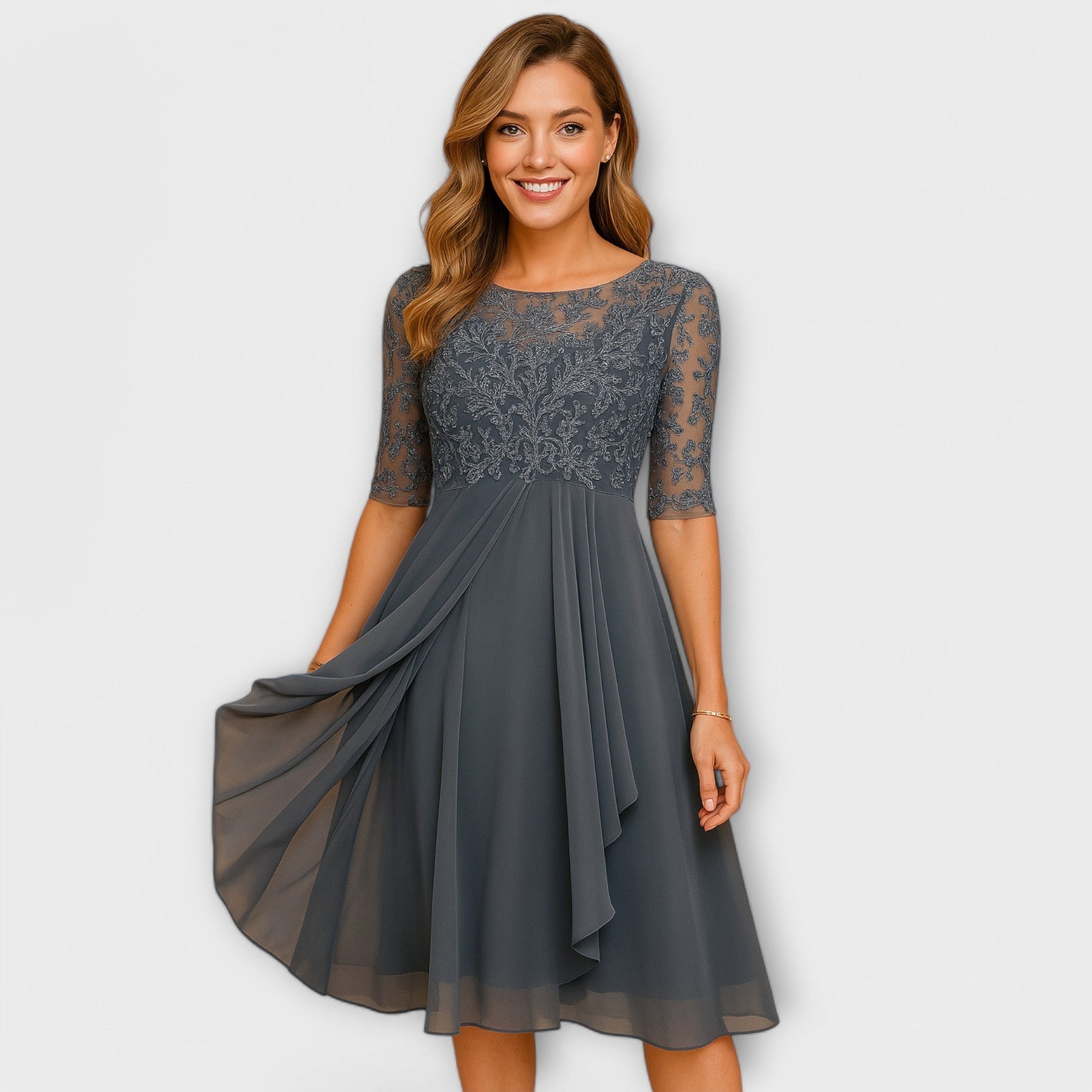 Dalila - Vestido Midi com Mangas de Renda