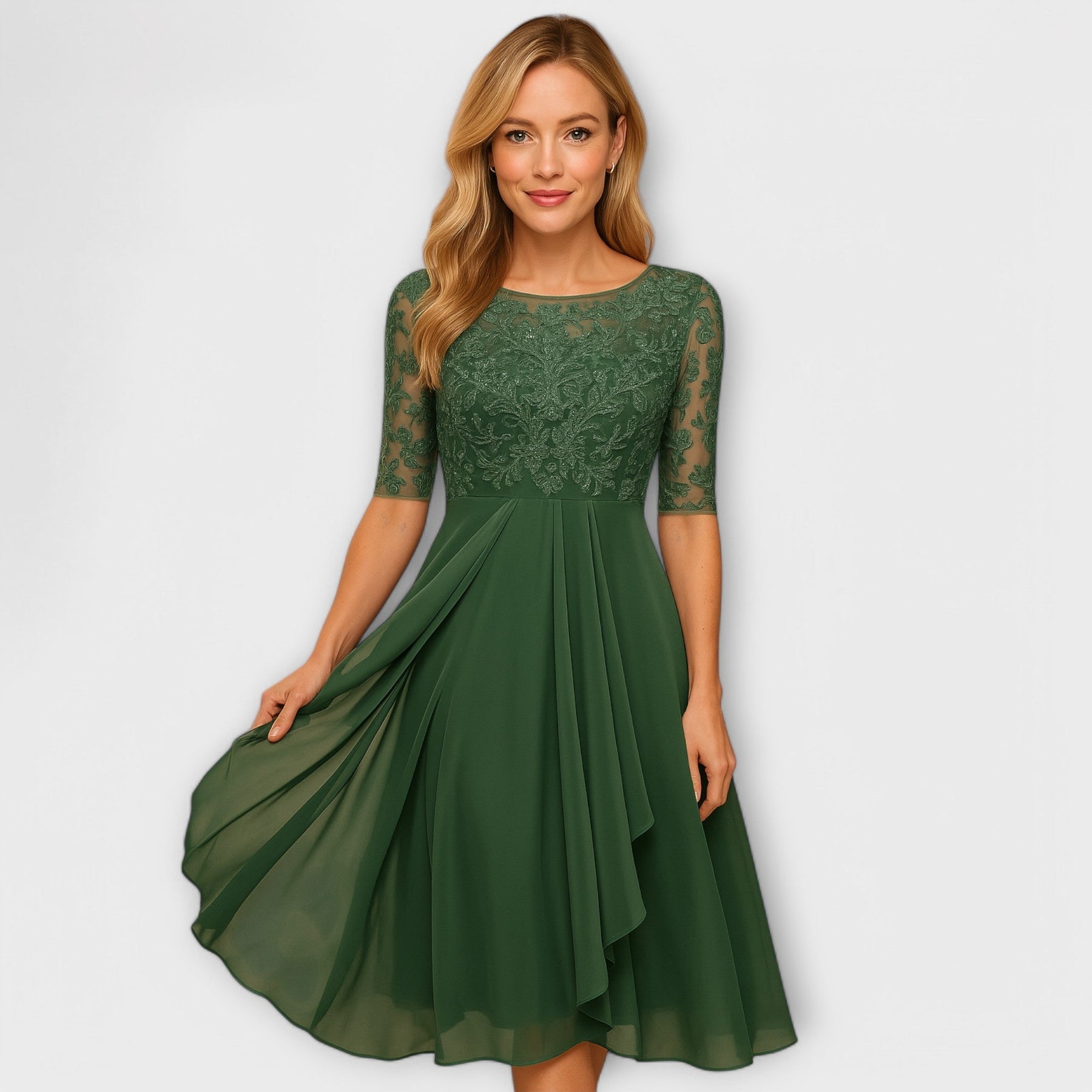 Dalila - Vestido Midi com Mangas de Renda