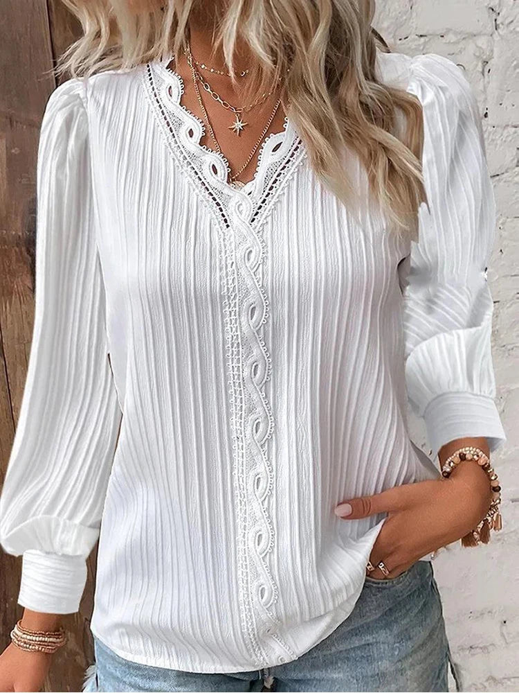 Emma | Blusa com Detalhes de Renda