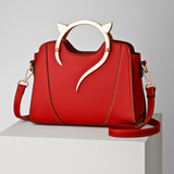 Mala Sophia — elegância moderna com detalhe dourado exclusivo