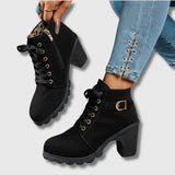 Botas Claire com Salto Médio e Detalhe Dourado