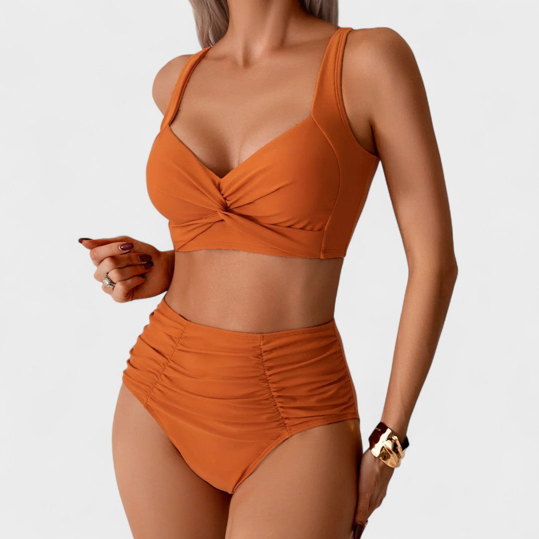Roberta - Modeling Bikini