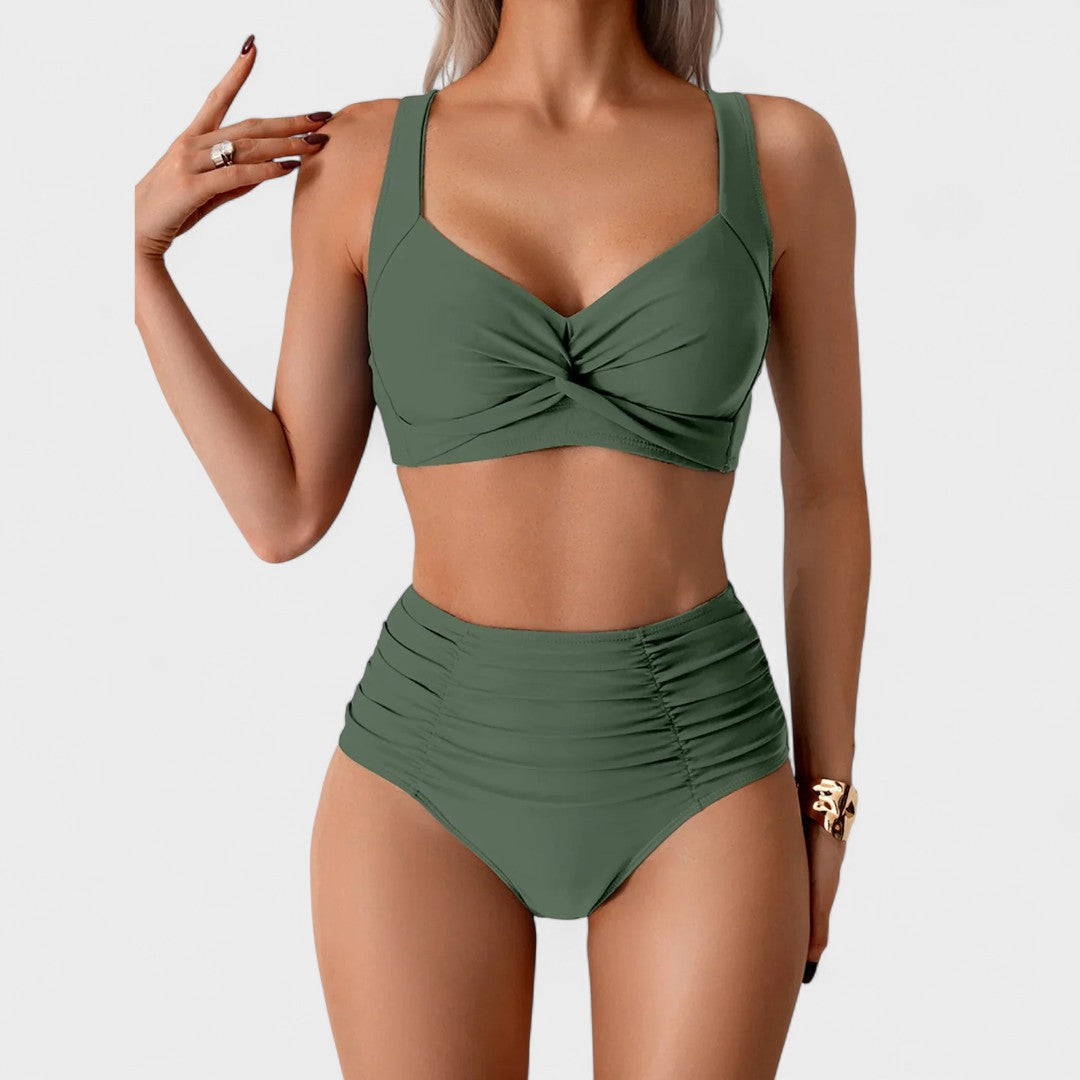 Roberta - Modeling Bikini