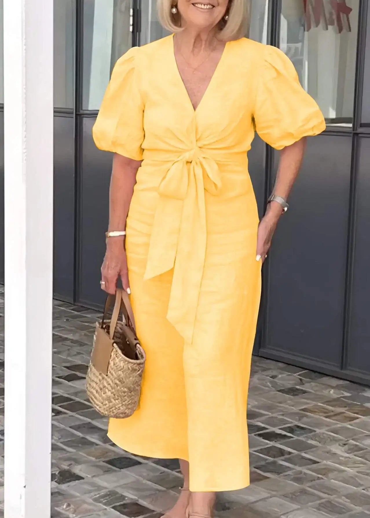 Natasha - Vestido Elegante com Decote em V