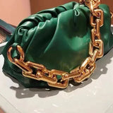 Verena | Bolsa feminina moderna com corrente dourada