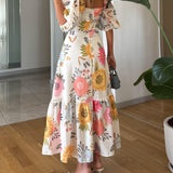 Vestido Midi com Decote Quadrado e Estampa Floral