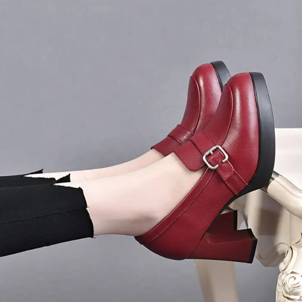 Botins Scarlet Elegance