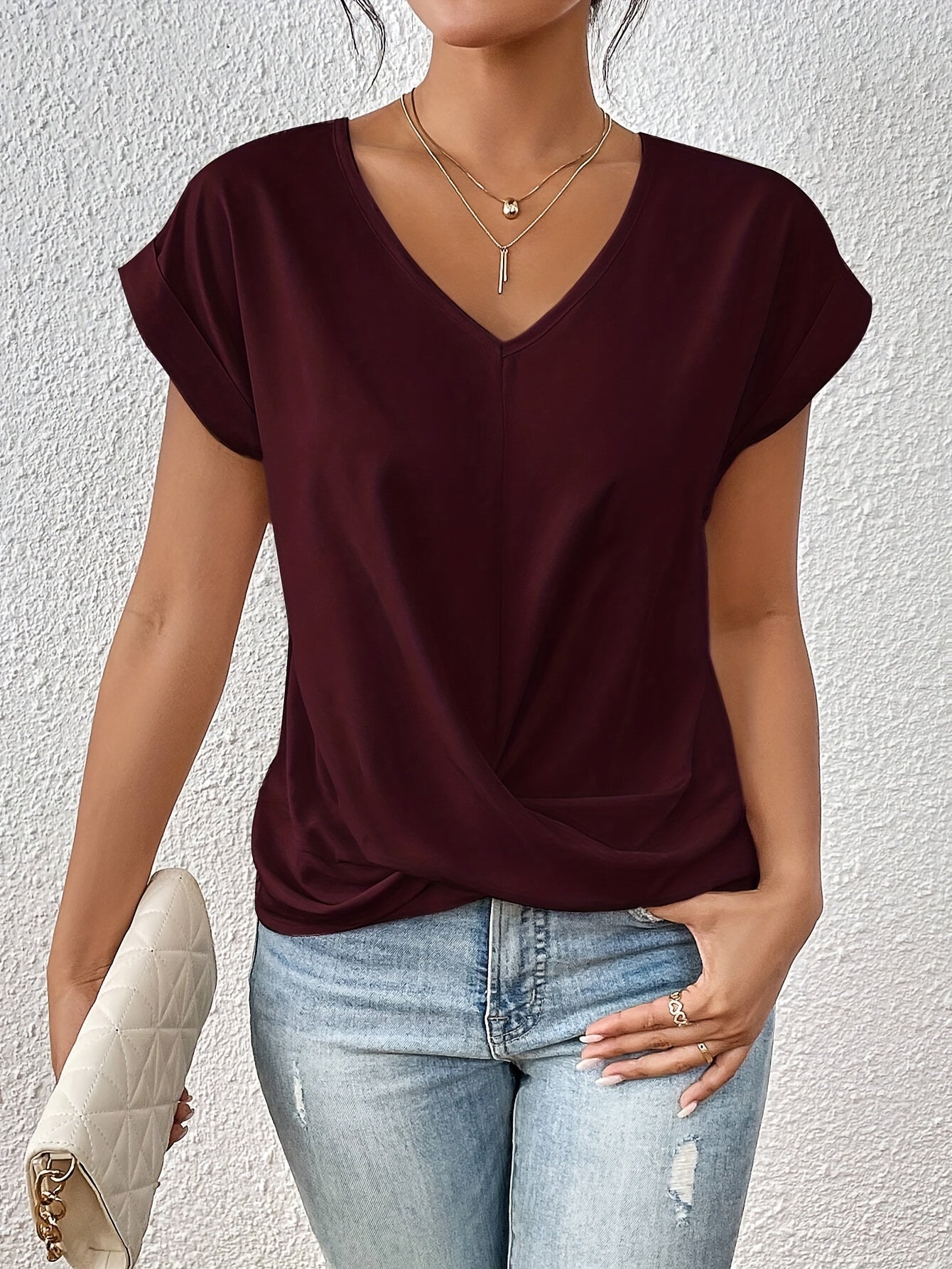 Cleo | Camiseta Casual com Decote V