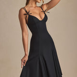 Vestido Midi A-Line com Detalhe de Laço em Preto