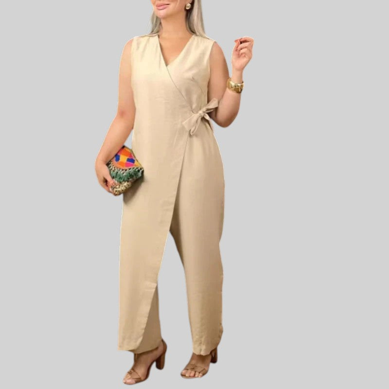 Inês - Elegante macacão com decote em V