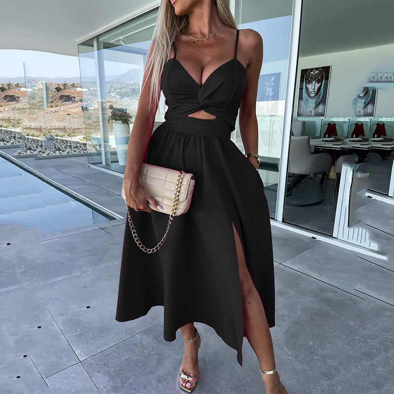 Vestido feminino com alças finas e fenda alta